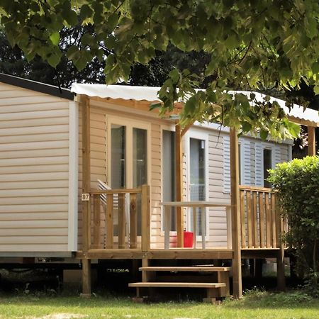 Camping Les Avignon - La Laune Villeneuve-lès-Avignon Екстериор снимка