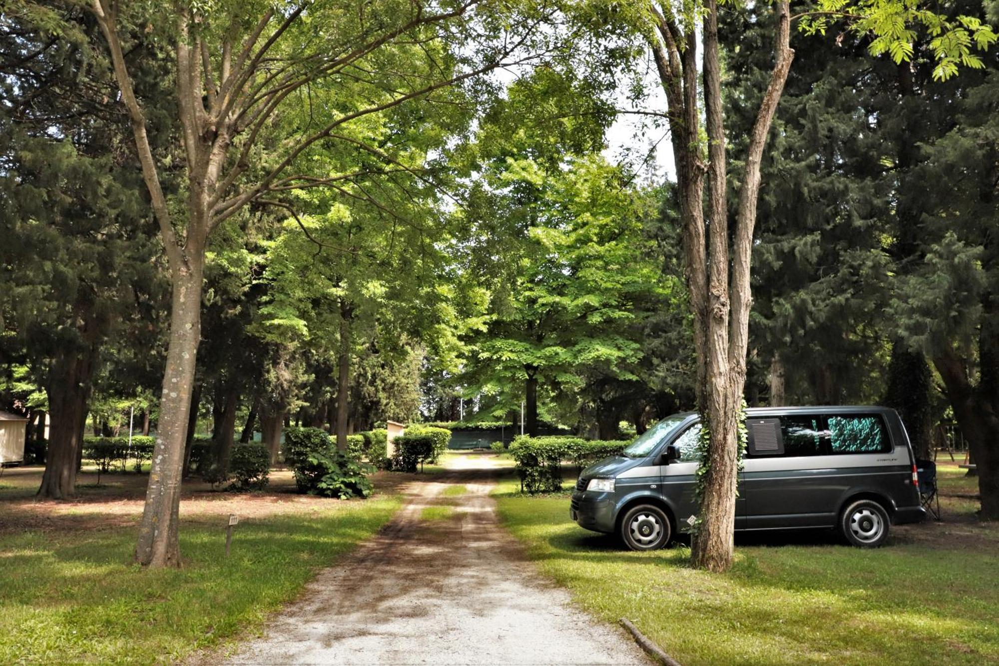 Camping Les Avignon - La Laune Villeneuve-lès-Avignon Екстериор снимка